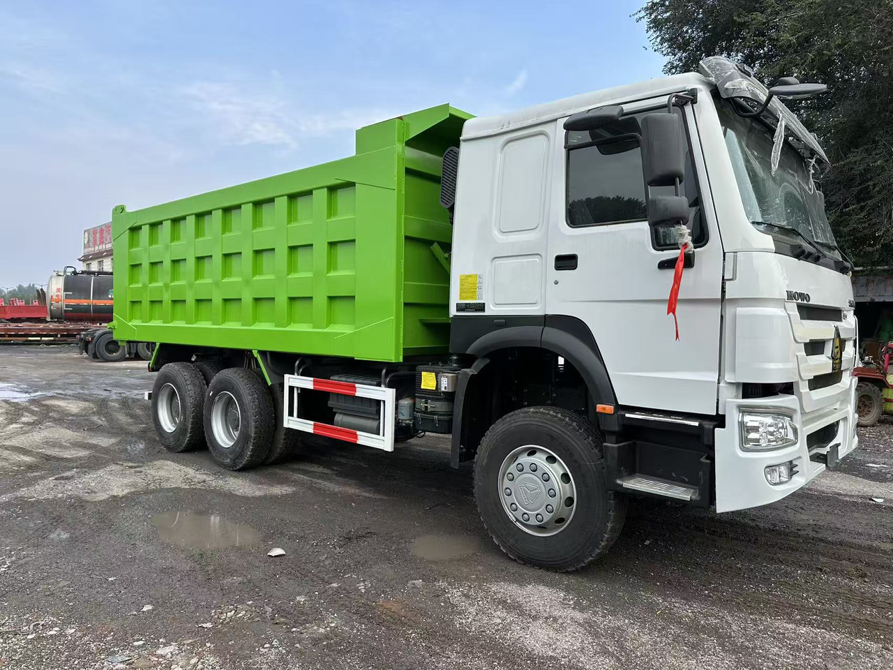 SINOTRUK HOWO 400HP 6X4 Tipper Truck - Самоскид вантажівка: фото 3 SINOTRUK HOWO 400HP 6X4 Tipper Truck - Самоскид вантажівка: фото 3