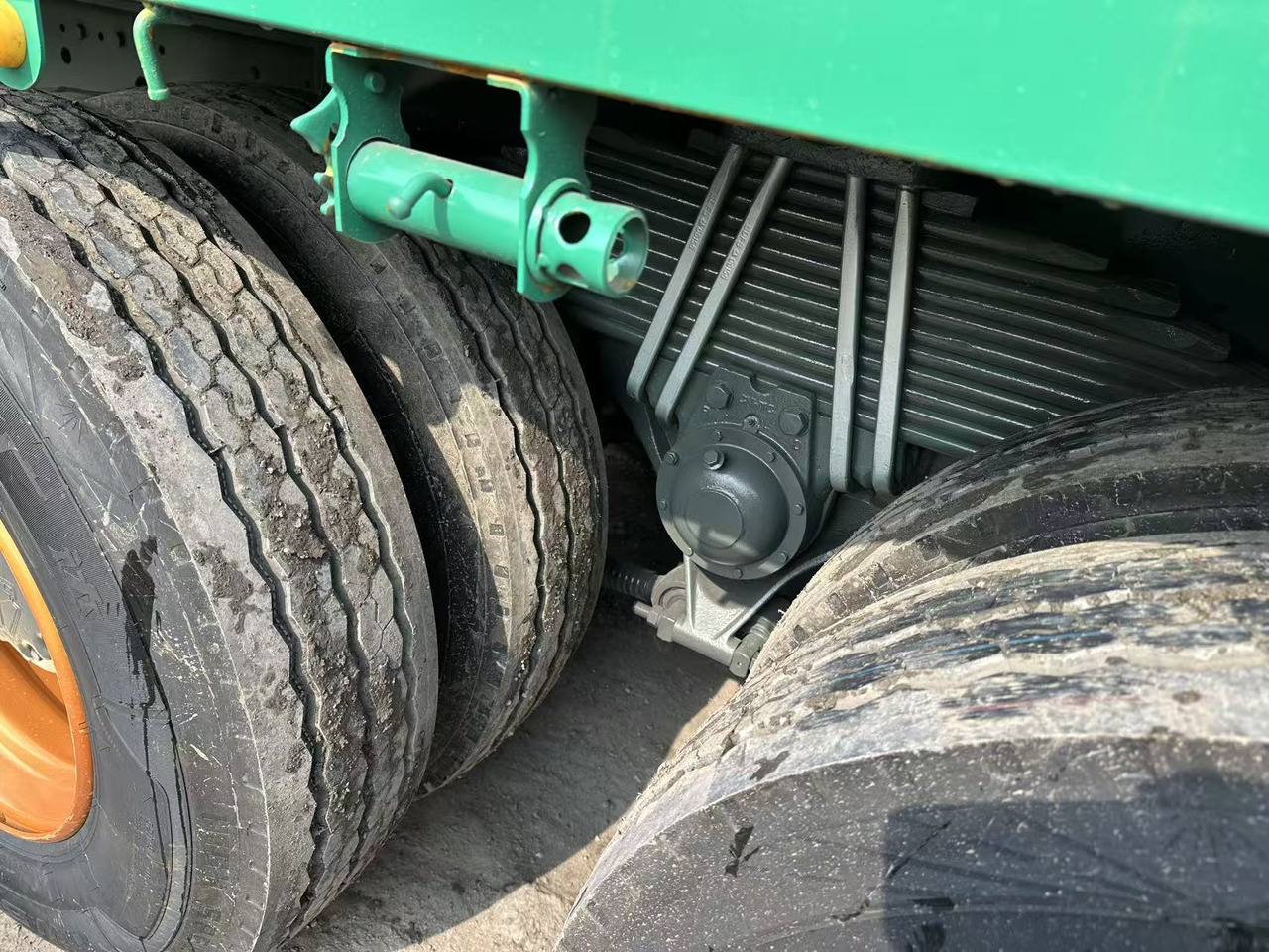 Бортова вантажівка/ Платформа Для транспортування сипучих матеріалів SINOTRUK HOWO 420hp 8x4 fence truck: фото 10