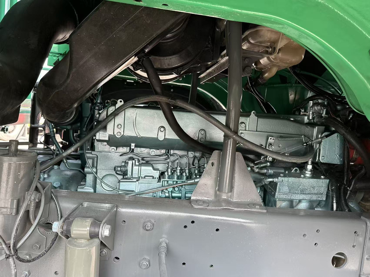 Бортова вантажівка/ Платформа Для транспортування сипучих матеріалів SINOTRUK HOWO 420hp 8x4 fence truck: фото 9