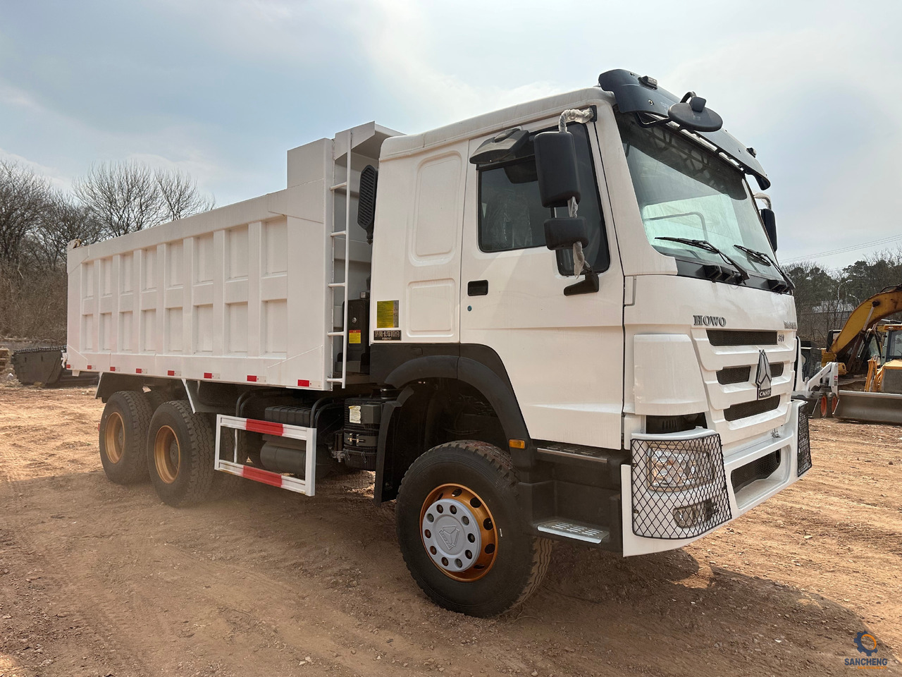 SINOTRUK HOWO Dump truck 371hp 6x4 - Самоскид вантажівка: фото 4 SINOTRUK HOWO Dump truck 371hp 6x4 - Самоскид вантажівка: фото 4
