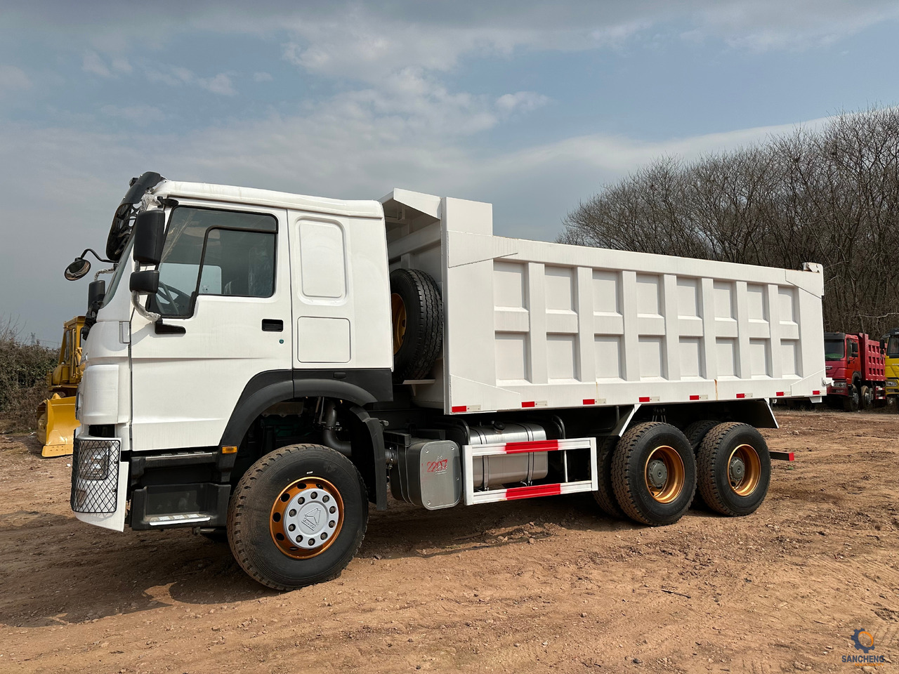 SINOTRUK Howo Dump truck 371 - Самоскид вантажівка: фото 2 SINOTRUK Howo Dump truck 371 - Самоскид вантажівка: фото 2