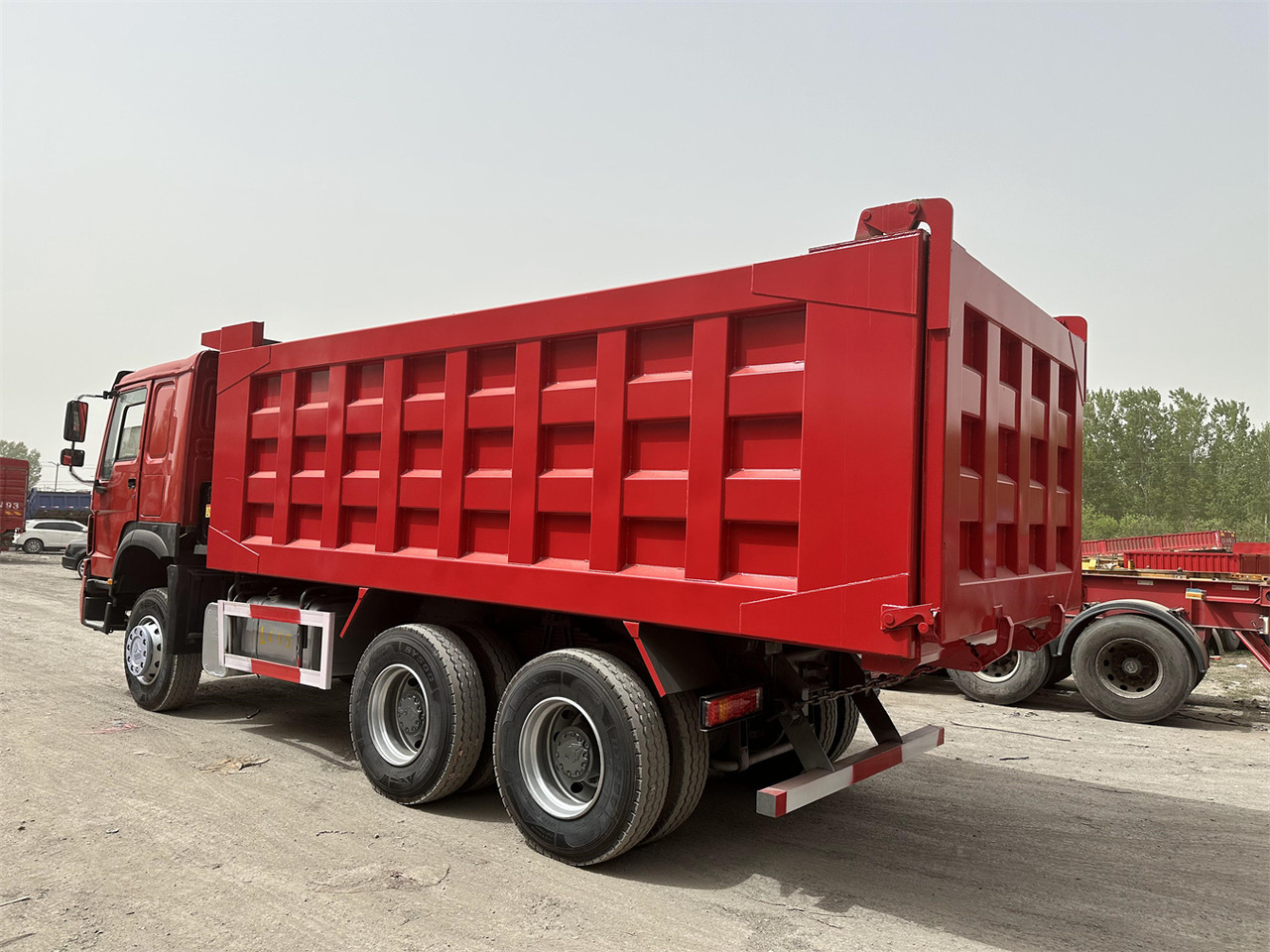 SINOTRUK Howo Dump truck 371 - Самоскид вантажівка: фото 5 SINOTRUK Howo Dump truck 371 - Самоскид вантажівка: фото 5