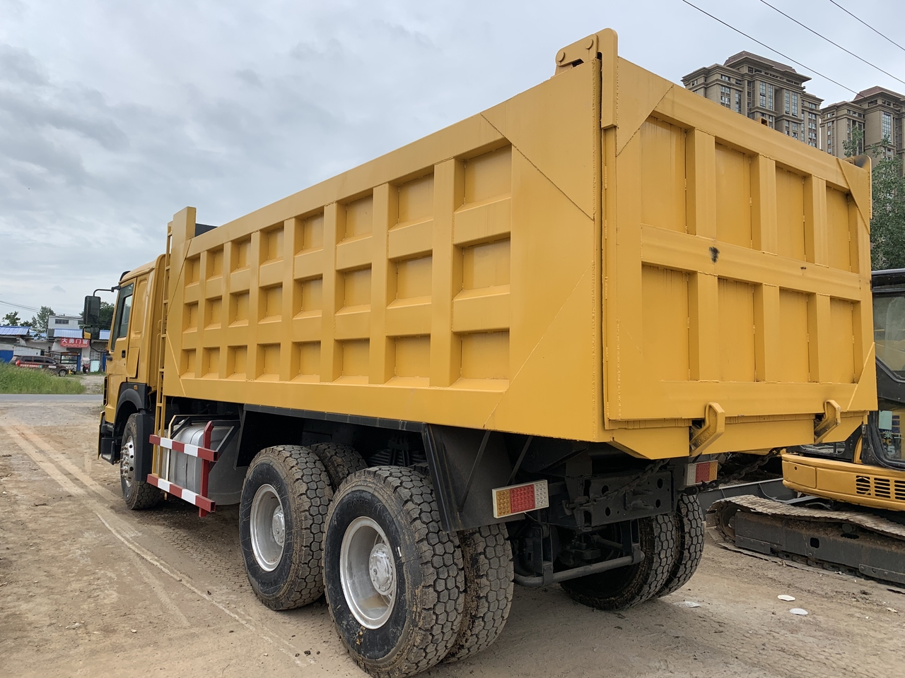 SINOTRUK Howo Dump truck 371 - Самоскид вантажівка: фото 5 SINOTRUK Howo Dump truck 371 - Самоскид вантажівка: фото 5