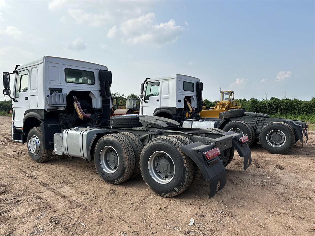 Тягач SINOTRUK HOWO 371 Tractor 6X4: фото 9