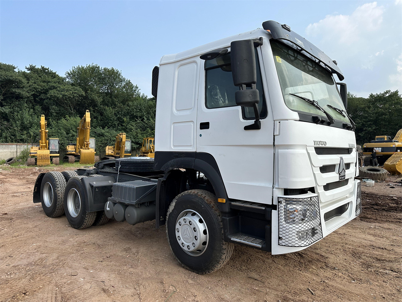 SINOTRUK HOWO 371 Tractor 6X4 - Тягач: фото 4 SINOTRUK HOWO 371 Tractor 6X4 - Тягач: фото 4