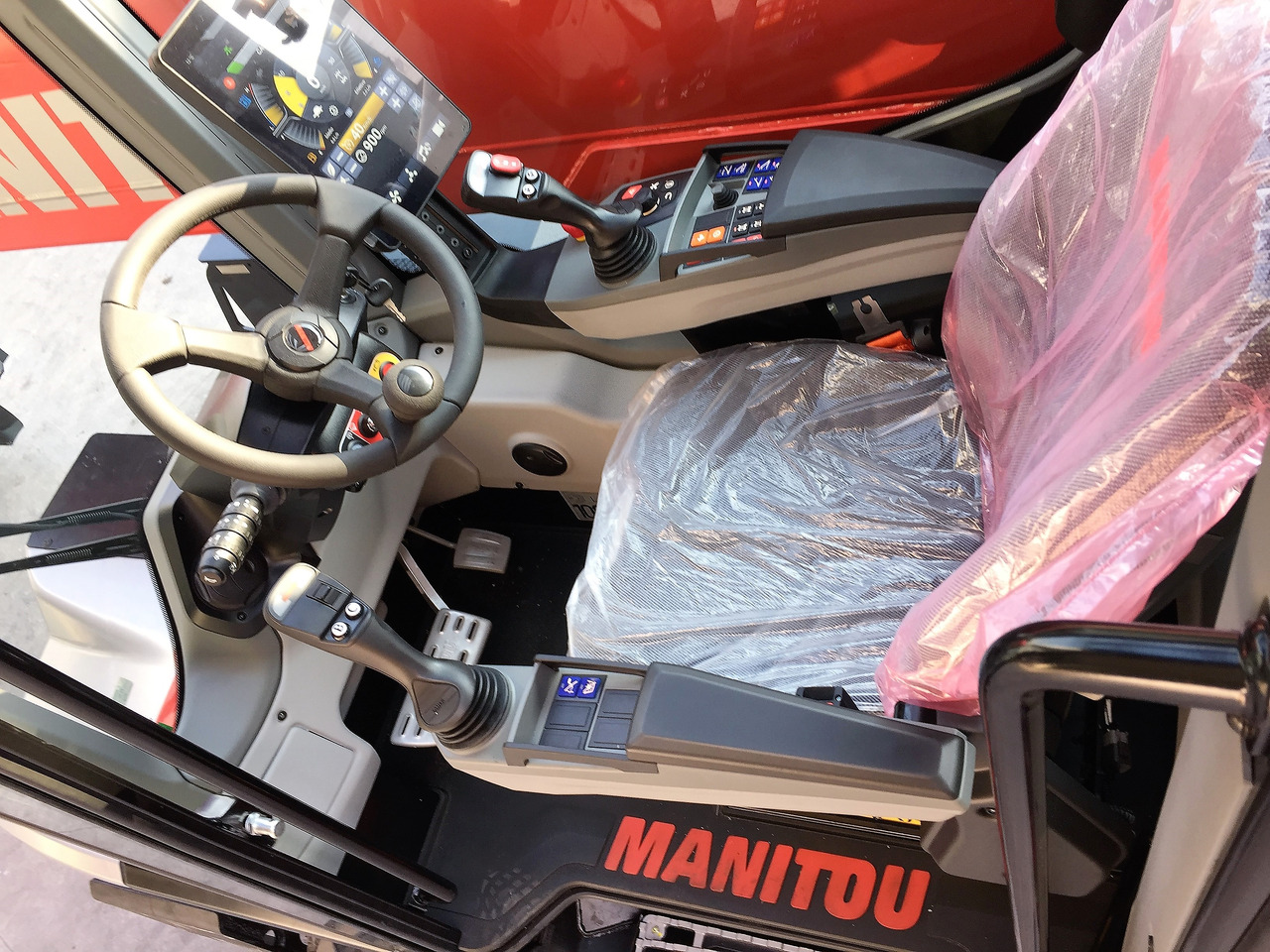 Manitou MRT 2660 VISION+ - Навантажувач телескопічний: фото 5 Manitou MRT 2660 VISION+ - Навантажувач телескопічний: фото 5