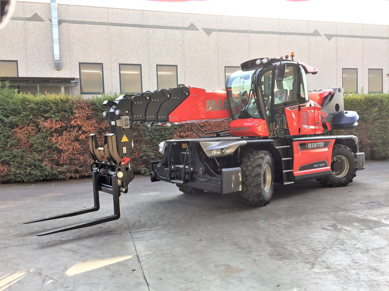 Manitou MRT 3060 VISION+ - Навантажувач телескопічний: фото 1 Manitou MRT 3060 VISION+ - Навантажувач телескопічний: фото 1