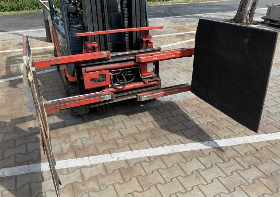 Bolzoni KS08CF5A, Kartonklammer - Захват в категорії Вантажно-розвантажувальна техніка: фото 5 Bolzoni KS08CF5A, Kartonklammer - Захват в категорії Вантажно-розвантажувальна техніка: фото 5