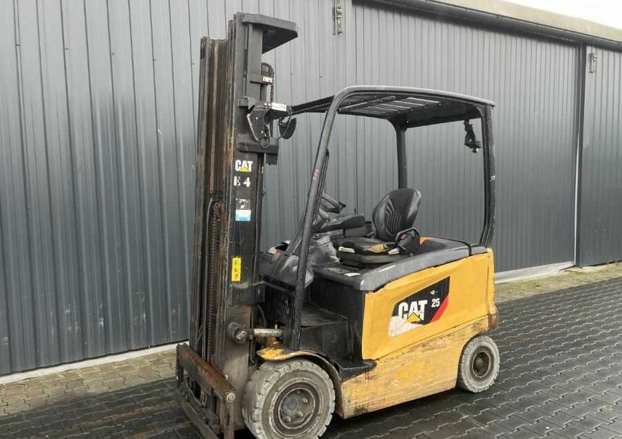 CAT Lift Trucks EP25CN - Електронавантажувач: фото 1 CAT Lift Trucks EP25CN - Електронавантажувач: фото 1