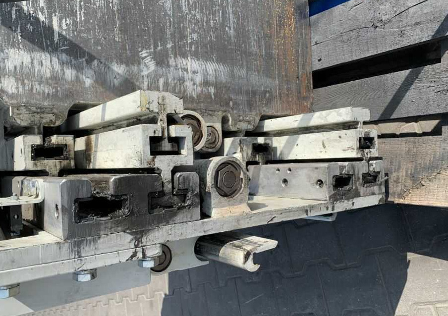 Cascade UTB2-08-1011 R1, Kartonklammer - Захват в категорії Вантажно-розвантажувальна техніка: фото 4 Cascade UTB2-08-1011 R1, Kartonklammer - Захват в категорії Вантажно-розвантажувальна техніка: фото 4