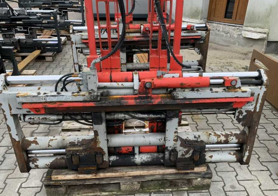 Durwen DRPK30C - Вила в категорії Вилкові навантажувачі: фото 4 Durwen DRPK30C - Вила в категорії Вилкові навантажувачі: фото 4
