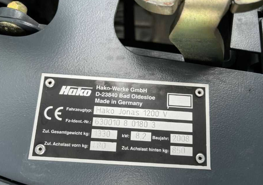 Hako Jonas 1200V - Промислова підмітальна машина: фото 4 Hako Jonas 1200V - Промислова підмітальна машина: фото 4