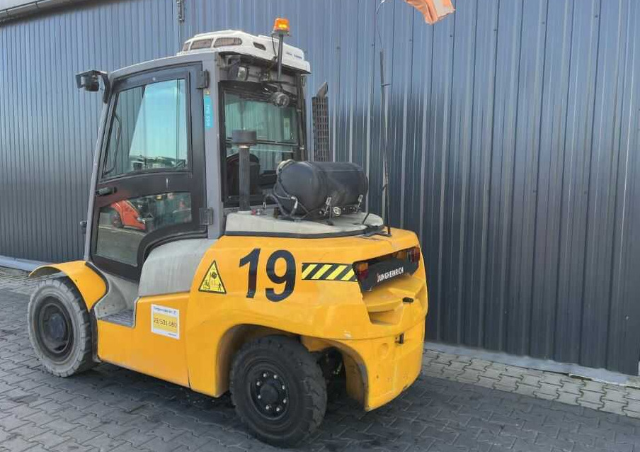 Jungheinrich TFGS50 - Газовий навантажувач: фото 3 Jungheinrich TFGS50 - Газовий навантажувач: фото 3