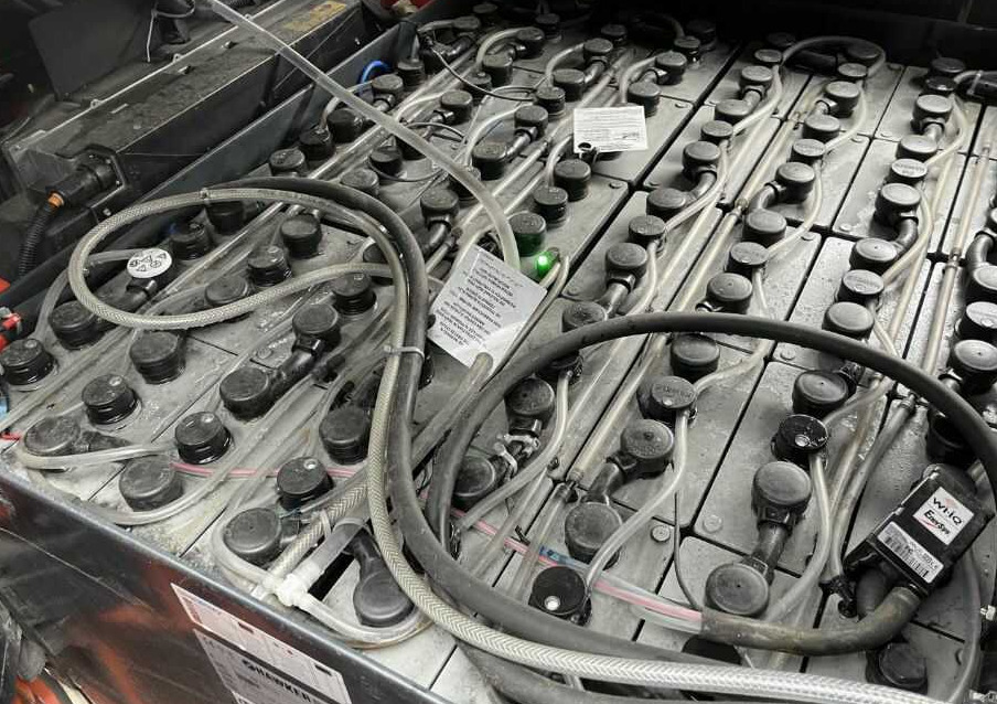 Електронавантажувач Linde E25HL-01/600: фото 8 Електронавантажувач Linde E25HL-01/600: фото 8