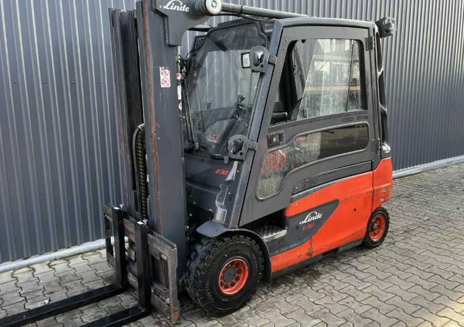 Linde E30L-01 - Електронавантажувач: фото 1 Linde E30L-01 - Електронавантажувач: фото 1