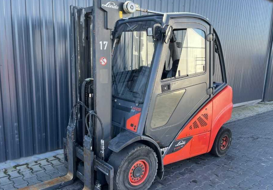 Linde H25D-02/600 - Дизельний навантажувач: фото 1 Linde H25D-02/600 - Дизельний навантажувач: фото 1