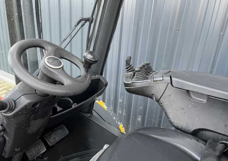 Linde H35T-02 - Газовий навантажувач: фото 4 Linde H35T-02 - Газовий навантажувач: фото 4