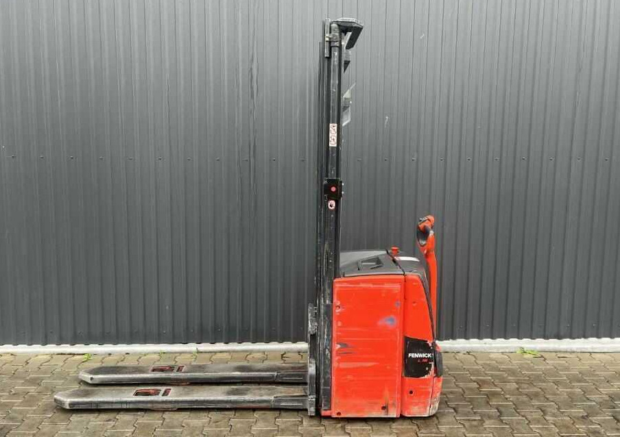 Linde L16i - Штабелер: фото 2 Linde L16i - Штабелер: фото 2