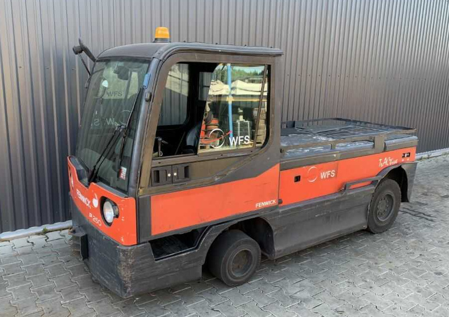Linde P250 - Складські тягач: фото 1 Linde P250 - Складські тягач: фото 1