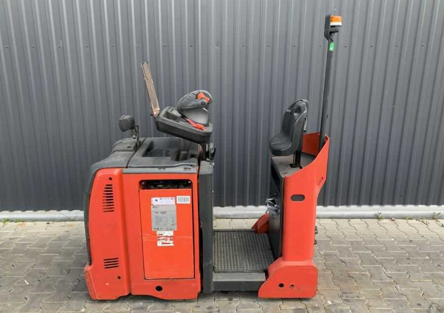 Linde P30C - Складські тягач: фото 2 Linde P30C - Складські тягач: фото 2