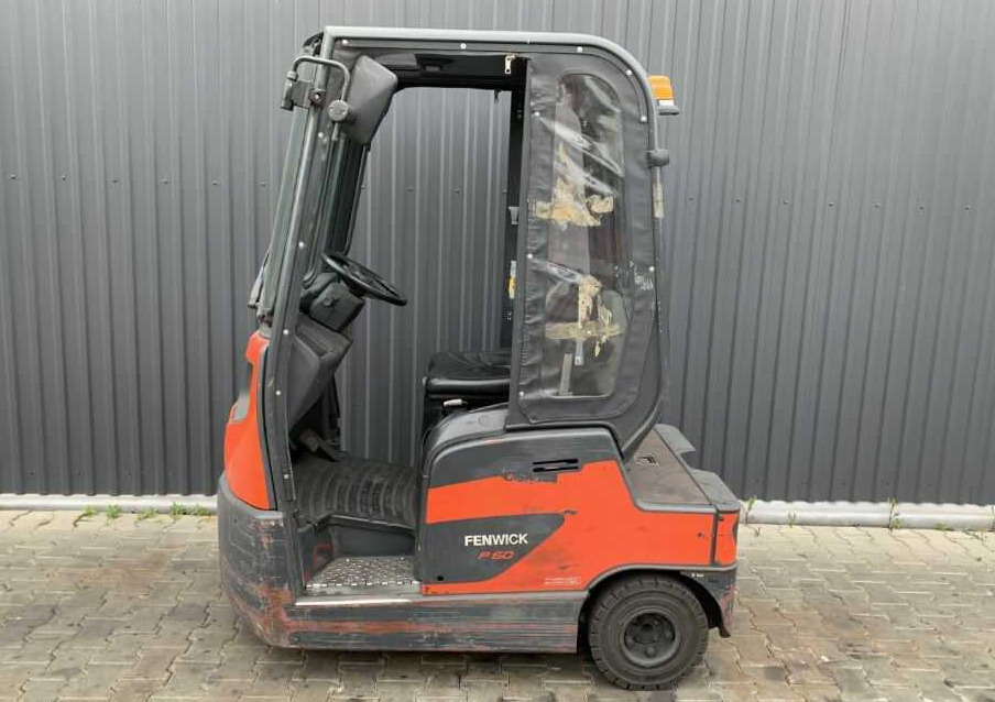 Linde P60 - Складські тягач: фото 2 Linde P60 - Складські тягач: фото 2
