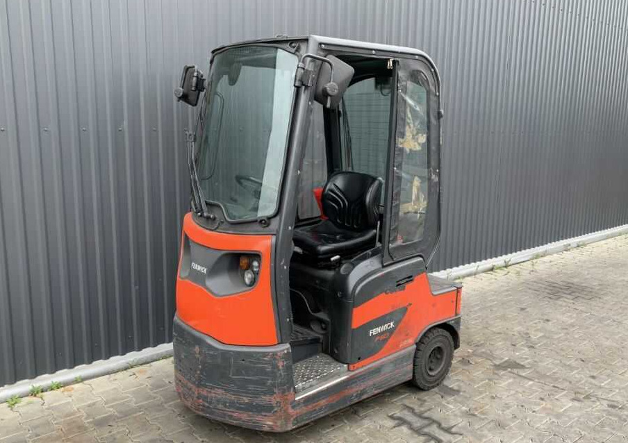 Linde P60 - Складські тягач: фото 1 Linde P60 - Складські тягач: фото 1