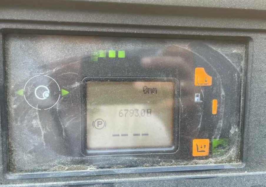 Рiч-трак Linde R14-01: фото 7 Рiч-трак Linde R14-01: фото 7