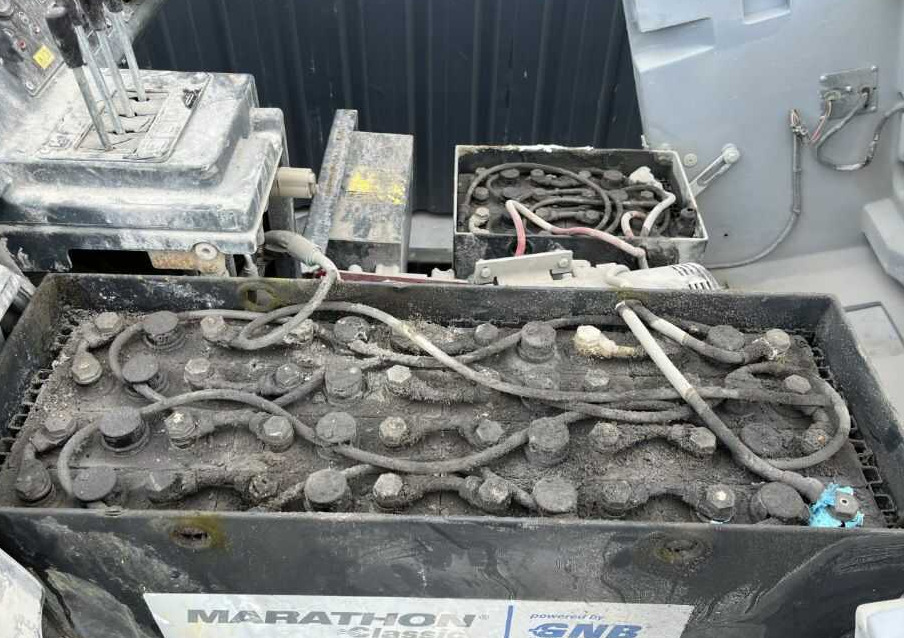 Nilfisk SR1601 - Промислова підмітальна машина: фото 5 Nilfisk SR1601 - Промислова підмітальна машина: фото 5