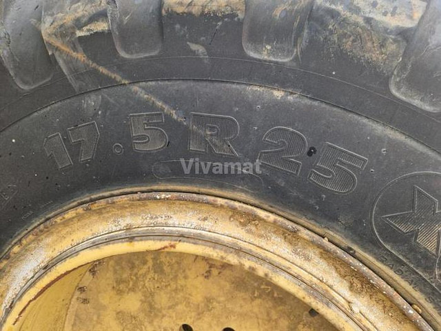 Michelin 17,5 R 25 Xmine D2 - Шини і диски: фото 2 Michelin 17,5 R 25 Xmine D2 - Шини і диски: фото 2