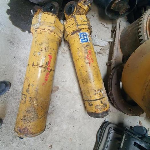 Caterpillar HG/08 VERRIN BENNE 769C 769D 771C 771D - - Запчастини: фото 1 Caterpillar HG/08 VERRIN BENNE 769C 769D 771C 771D - - Запчастини: фото 1