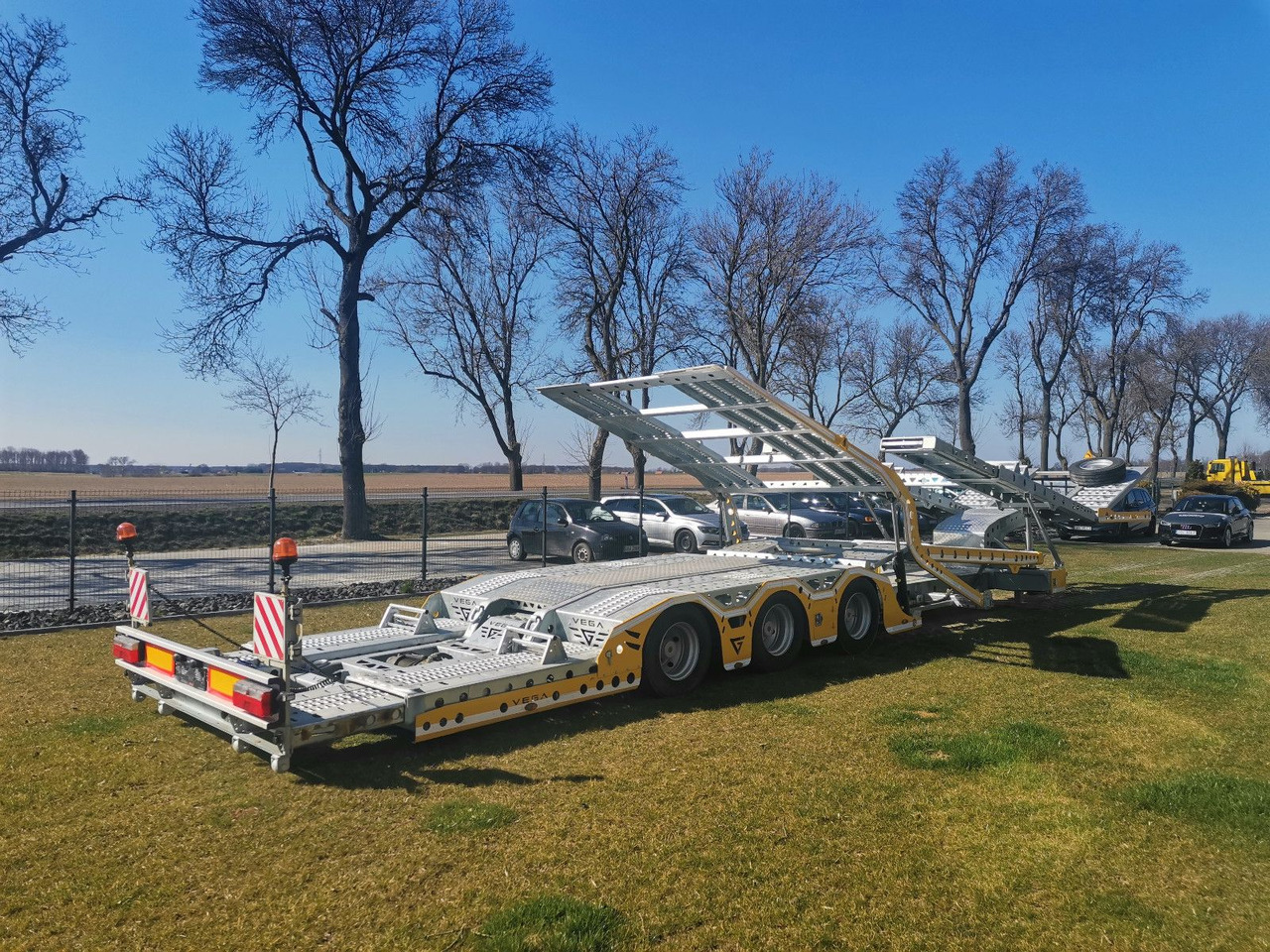 ALPHAMAX 3 AXLE TRUCK TRANSPORTER VEGA TRAILER - Автовоз напівпричіп: фото 2 ALPHAMAX 3 AXLE TRUCK TRANSPORTER VEGA TRAILER - Автовоз напівпричіп: фото 2