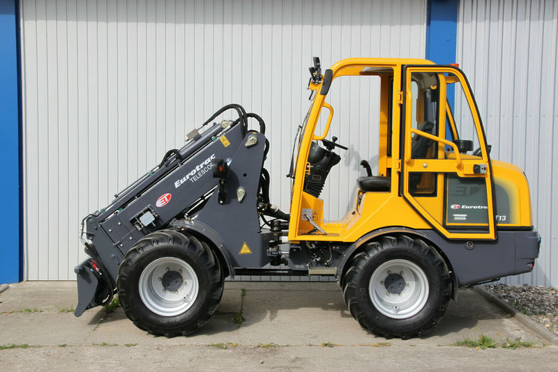 Eurotrac T 13 Teleskop Radlader Hoflader - Телескопічний фронтальний навантажувач: фото 2 Eurotrac T 13 Teleskop Radlader Hoflader - Телескопічний фронтальний навантажувач: фото 2