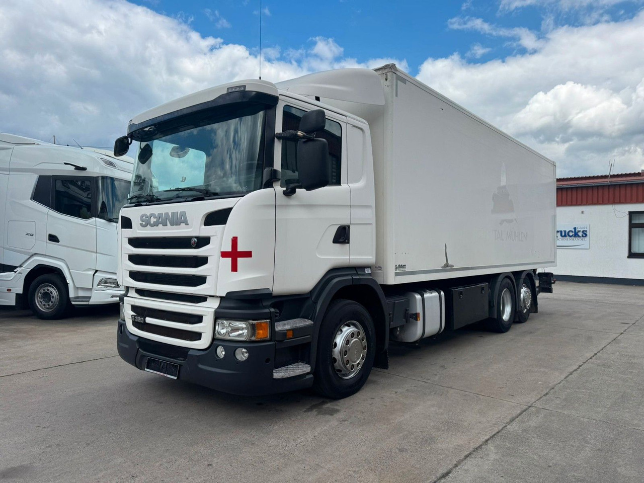 Scania P 380 * KOFFER * LBW 3 TON * LENK / LIFTACHSE * - Вантажівка з закритим кузовом: фото 1 Scania P 380 * KOFFER * LBW 3 TON * LENK / LIFTACHSE * - Вантажівка з закритим кузовом: фото 1