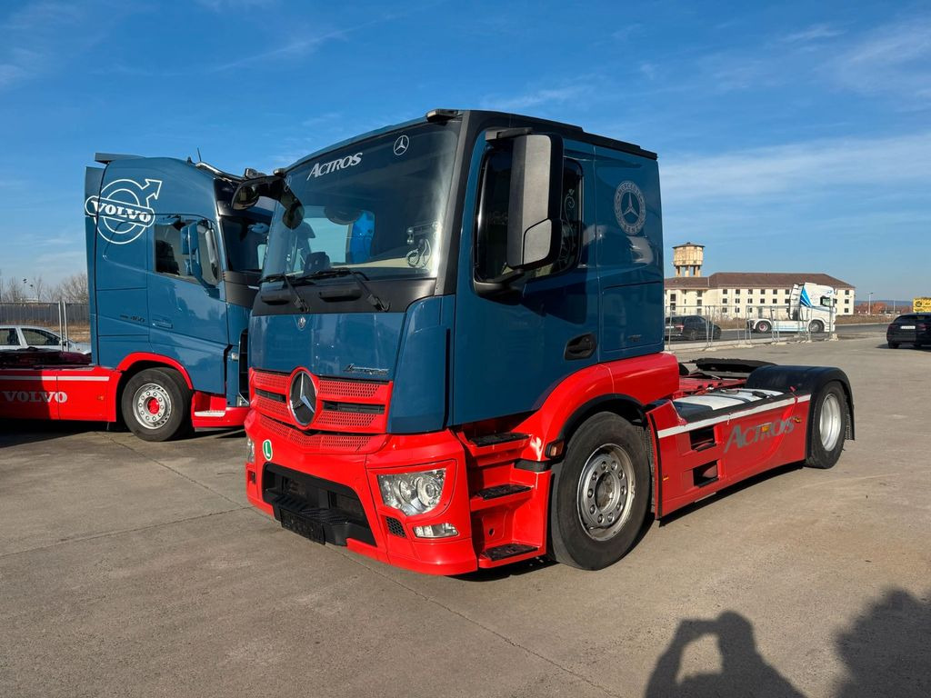 Mercedes-Benz ACTROS 1843 * AUTOTRANSPORTER * LEDER * ACC * - Тягач: фото 1 Mercedes-Benz ACTROS 1843 * AUTOTRANSPORTER * LEDER * ACC * - Тягач: фото 1
