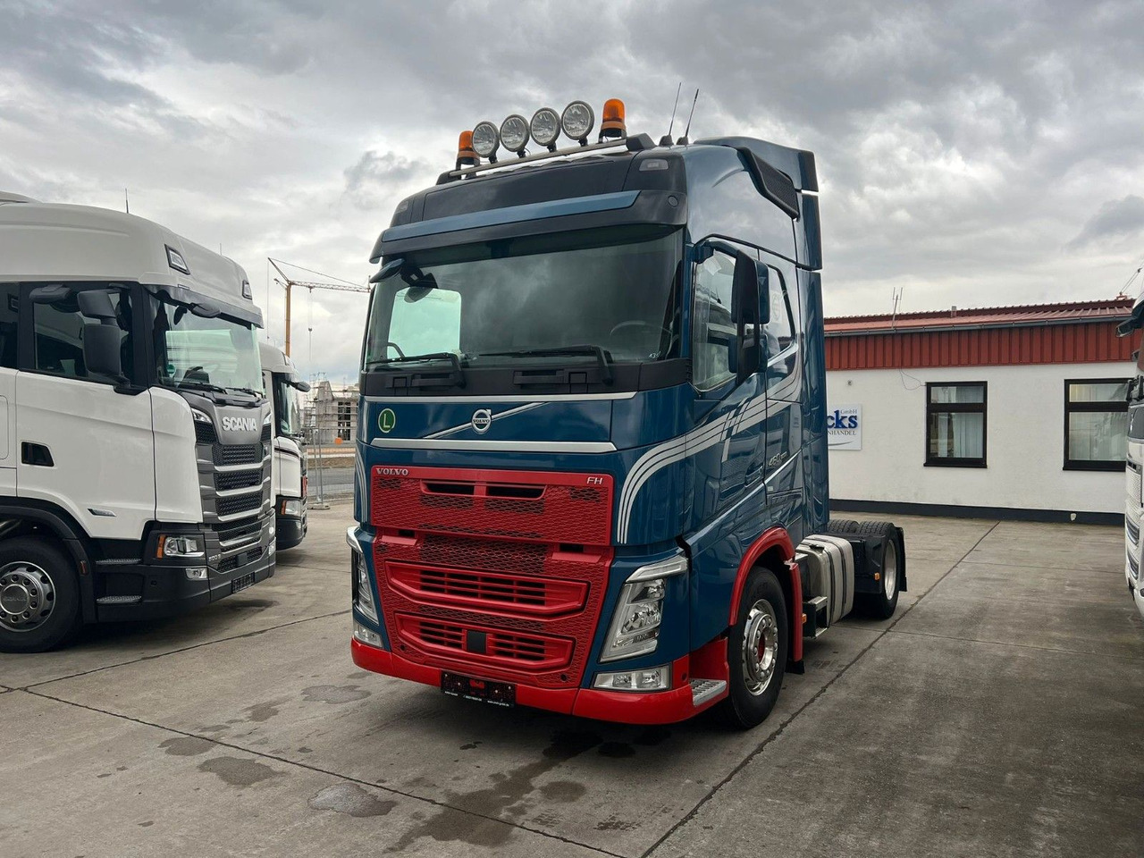 Volvo FH 460 * ACC * ALCOA *LEDER* RETAR * 1 HAND * - Тягач: фото 3 Volvo FH 460 * ACC * ALCOA *LEDER* RETAR * 1 HAND * - Тягач: фото 3