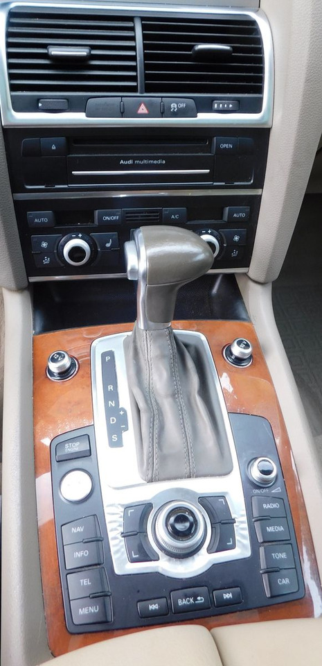 Audi Q7 3.0TFSI 7-Sitzer perfect for UA Export - Позашляховик: фото 5 Audi Q7 3.0TFSI 7-Sitzer perfect for UA Export - Позашляховик: фото 5