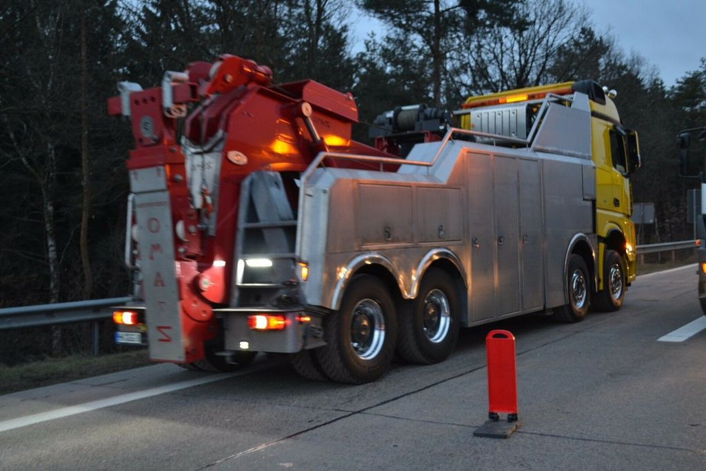 Mercedes-Benz Arocs 4163 8x4 G&G Heavy Wrecker Mercedes-Benz Arocs 4163 8x4 G&G Heavy Wrecker - Евакуатор: фото 4 Mercedes-Benz Arocs 4163 8x4 G&G Heavy Wrecker Mercedes-Benz Arocs 4163 8x4 G&G Heavy Wrecker - Евакуатор: фото 4