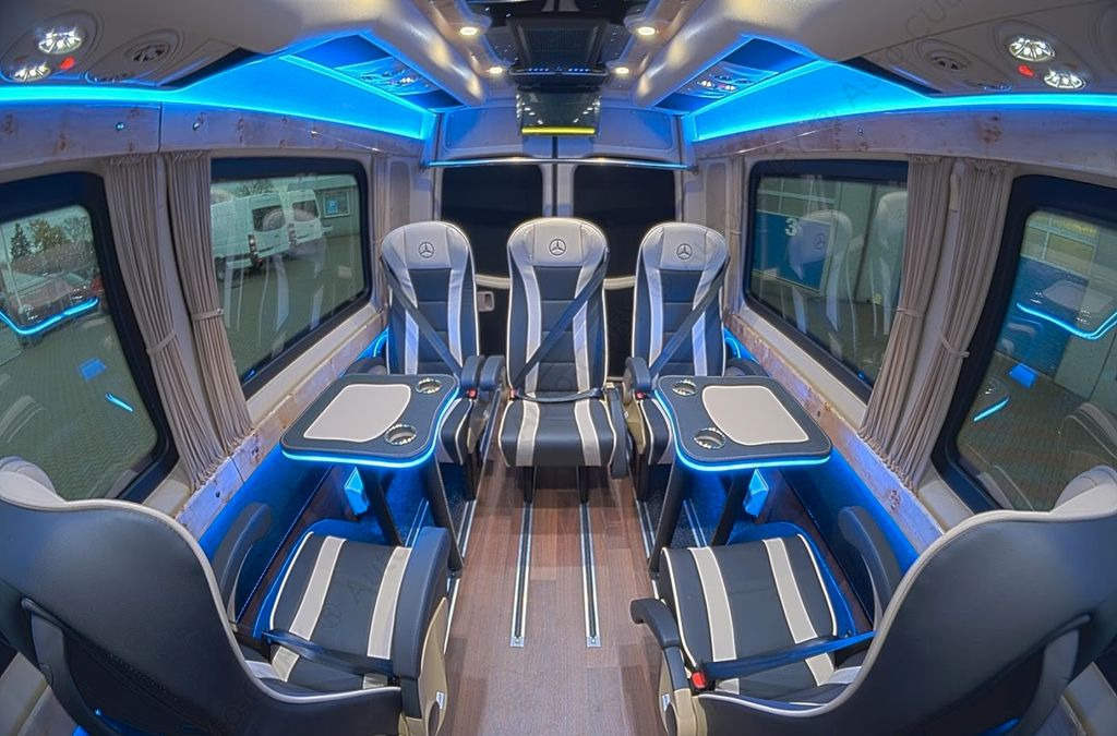 Mercedes-Benz Sprinter 319 VIP 8+1 Mercedes-Benz Sprinter 319 VIP 8+1 - Мікроавтобус, Пасажирський фургон: фото 3 Mercedes-Benz Sprinter 319 VIP 8+1 Mercedes-Benz Sprinter 319 VIP 8+1 - Мікроавтобус, Пасажирський фургон: фото 3