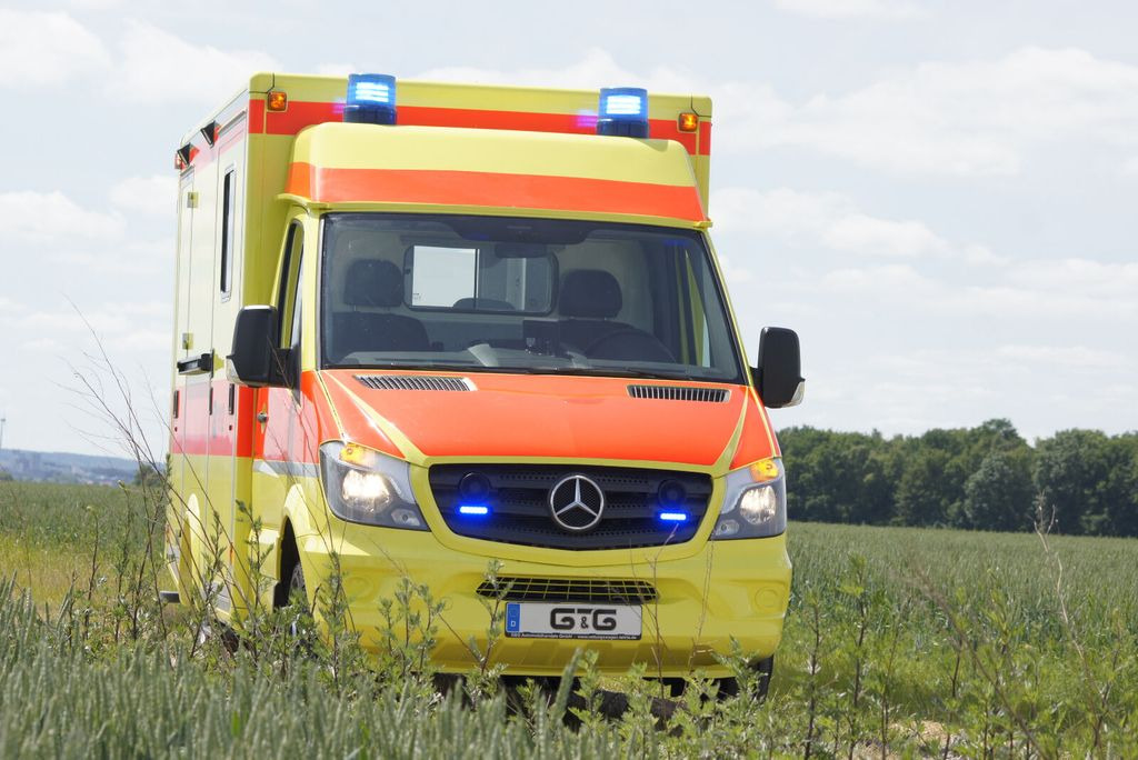 Mercedes-Benz Sprinter 519 // Mod. 2017 // 1 J Garantie // Mercedes-Benz Sprinter 519 // Mod. 2017 // 1 J Garantie // - Карета швидкої допомоги: фото 2 Mercedes-Benz Sprinter 519 // Mod. 2017 // 1 J Garantie // Mercedes-Benz Sprinter 519 // Mod. 2017 // 1 J Garantie // - Карета швидкої допомоги: фото 2