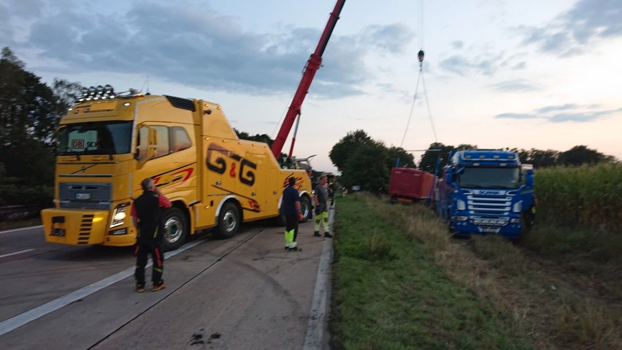 Scania EMPEL Berger - Евакуатор: фото 4 Scania EMPEL Berger - Евакуатор: фото 4