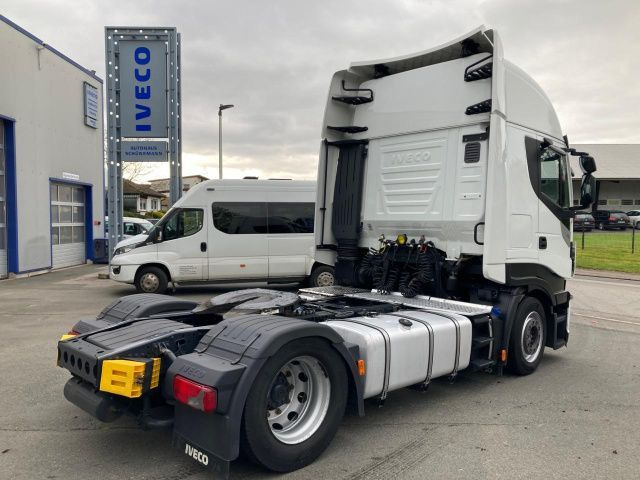 Iveco Stralis AS440S48T/FP LT Euro6 Intarder Klima ZV - Тягач: фото 4 Iveco Stralis AS440S48T/FP LT Euro6 Intarder Klima ZV - Тягач: фото 4