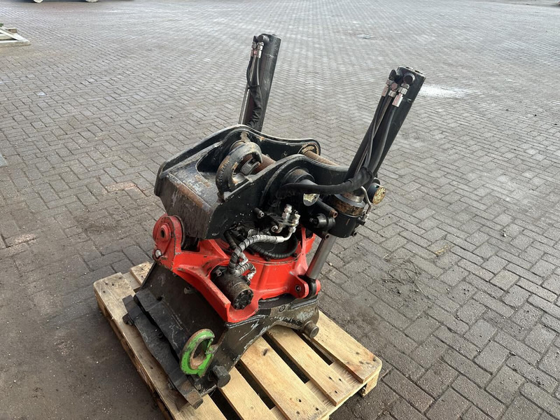 Draaikantelstuk Rototilt R6 - Nieuw - Тилтротатор в категорії Будівельна техніка: фото 3 Draaikantelstuk Rototilt R6 - Nieuw - Тилтротатор в категорії Будівельна техніка: фото 3
