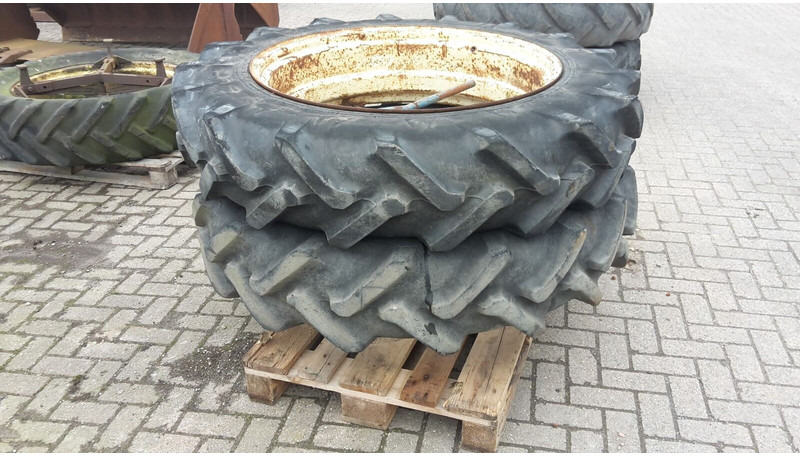 Pirelli - Шини і диски: фото 1 Pirelli - Шини і диски: фото 1