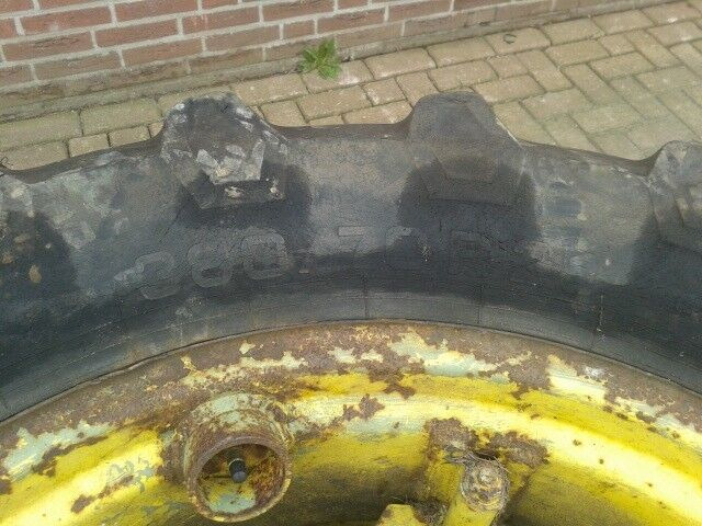 Pirelli - Шини і диски: фото 2 Pirelli - Шини і диски: фото 2