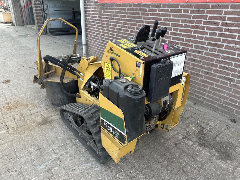 Stobbenfrees SC30TX - Gebruikt - Подрібнювач пнів: фото 4 Stobbenfrees SC30TX - Gebruikt - Подрібнювач пнів: фото 4