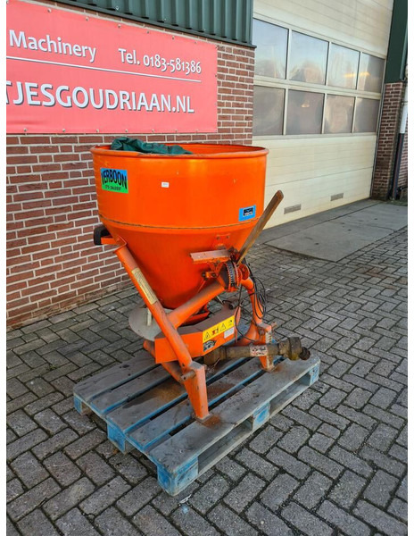 Stoll - Розкидач піску і cолі: фото 3 Stoll - Розкидач піску і cолі: фото 3