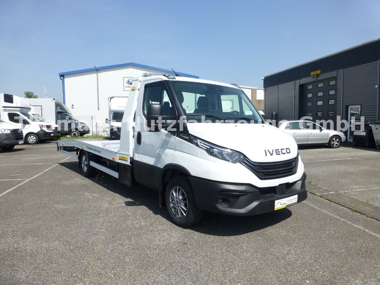 Iveco Daily 35S18 Autotransporter Aut. Luftfed. NAVI - Евакуатор: фото 2 Iveco Daily 35S18 Autotransporter Aut. Luftfed. NAVI - Евакуатор: фото 2