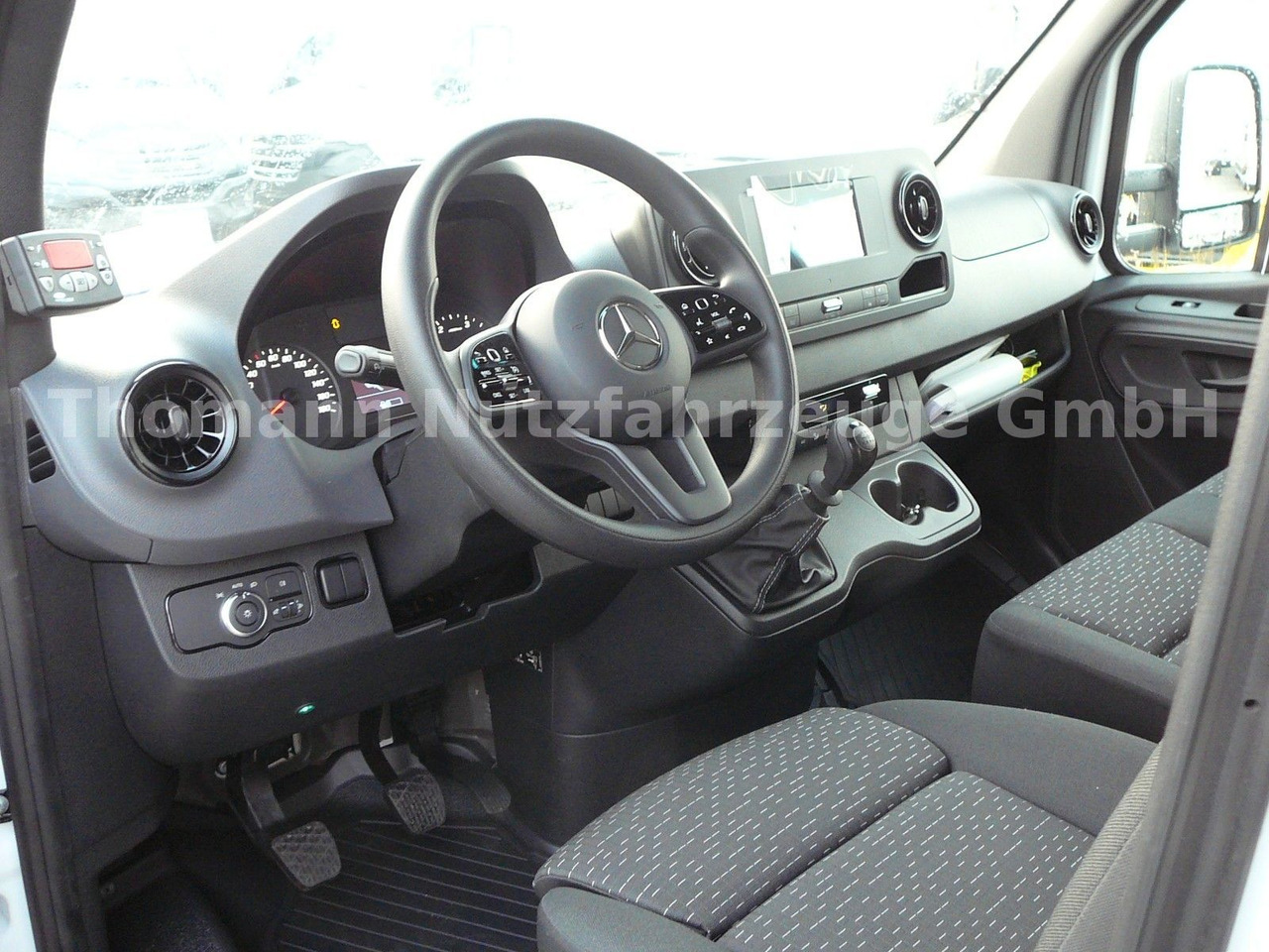 Фургон-рефрижератор Mercedes-Benz Sprinter 317 CDI Kühlkoffer Xarios 300 LBW: фото 10 Фургон-рефрижератор Mercedes-Benz Sprinter 317 CDI Kühlkoffer Xarios 300 LBW: фото 10