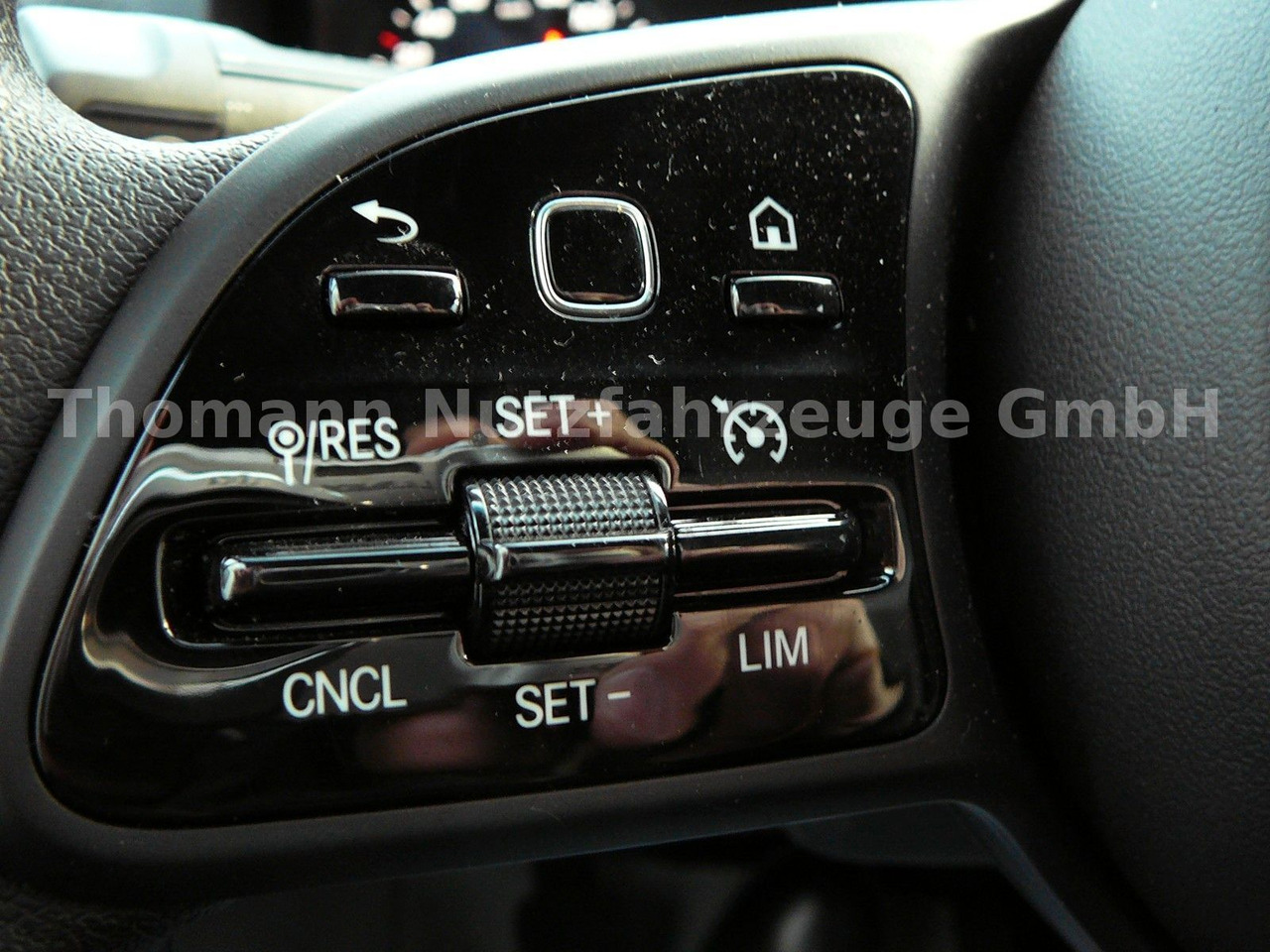 Фургон-рефрижератор Mercedes-Benz Sprinter 317 CDI Kühlkoffer Xarios 300 LBW: фото 30 Фургон-рефрижератор Mercedes-Benz Sprinter 317 CDI Kühlkoffer Xarios 300 LBW: фото 30