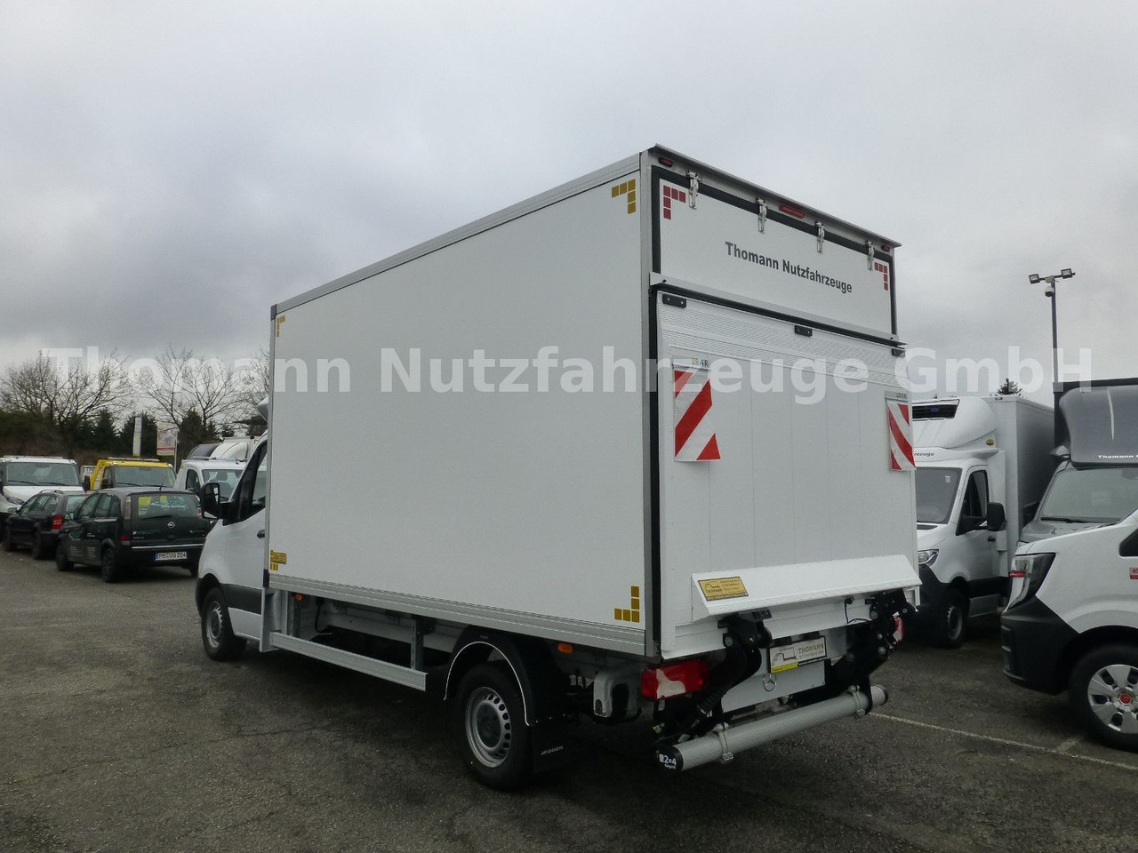 Mercedes-Benz Sprinter 317 CDI Kühlkoffer Xarios 300 LBW - Фургон-рефрижератор: фото 4 Mercedes-Benz Sprinter 317 CDI Kühlkoffer Xarios 300 LBW - Фургон-рефрижератор: фото 4